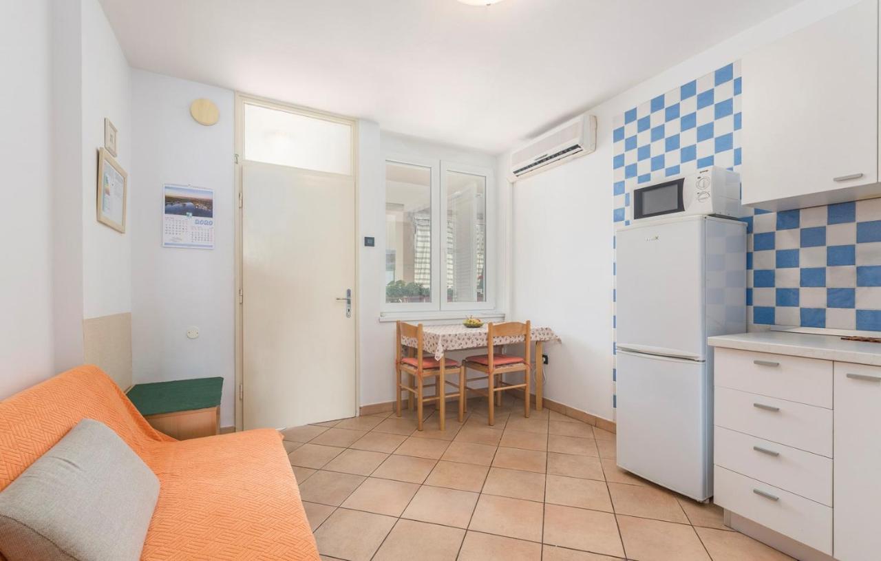 Peskera Apartments Tomicic ポレッチ エクステリア 写真