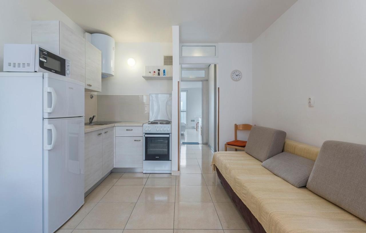 Peskera Apartments Tomicic ポレッチ 部屋 写真