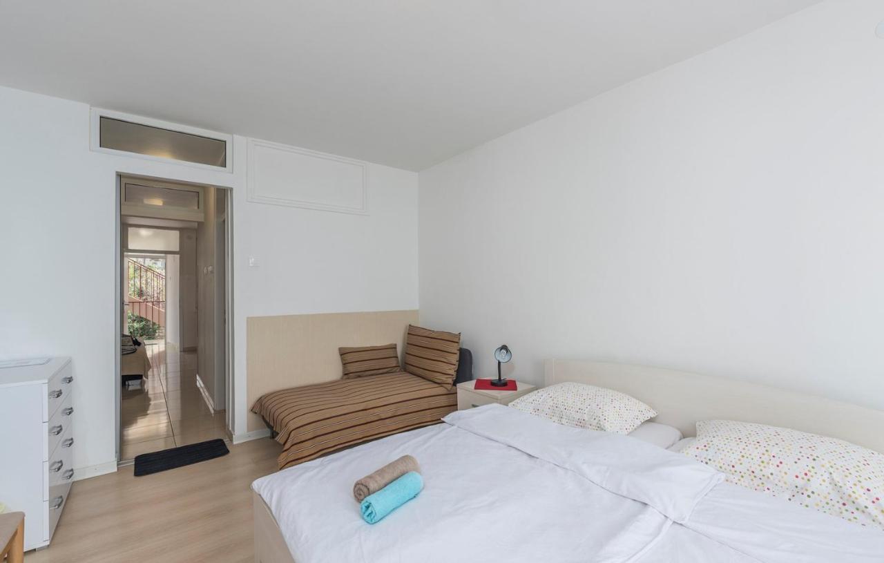 Peskera Apartments Tomicic ポレッチ 部屋 写真