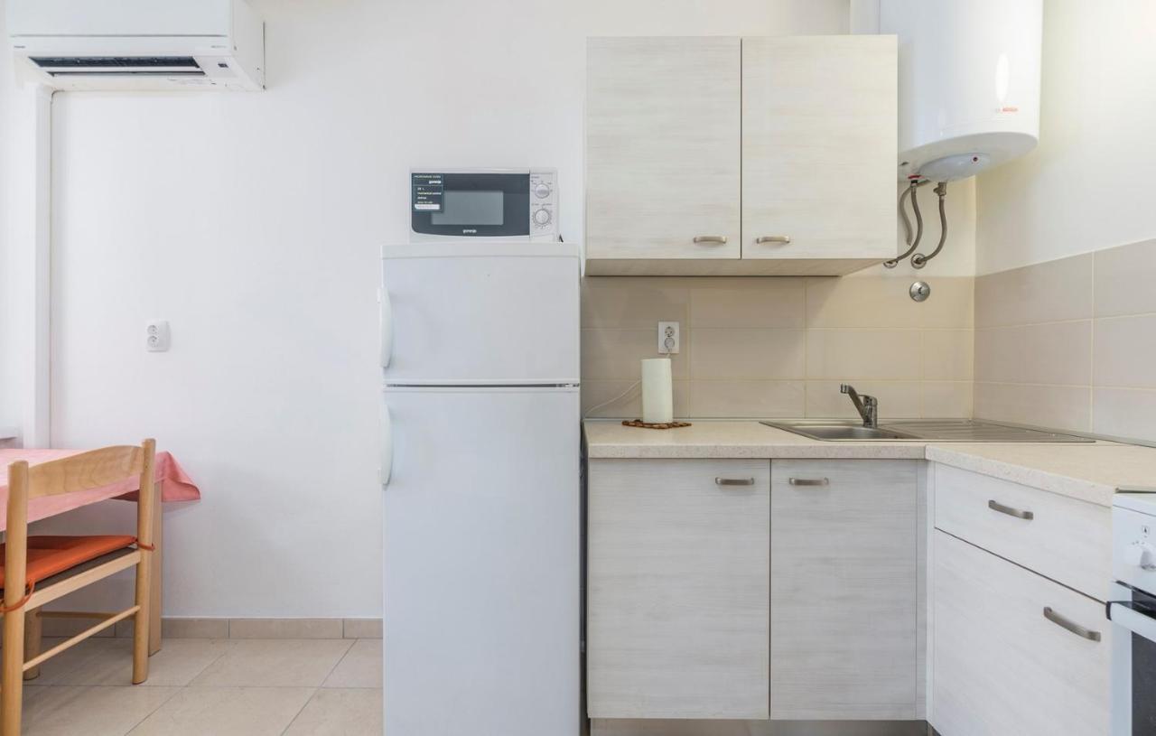 Peskera Apartments Tomicic ポレッチ 部屋 写真
